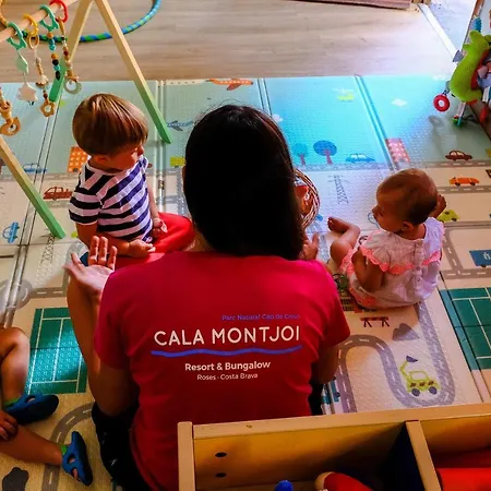 Ciudad De Vacaciones Cala Montjoi リゾート *