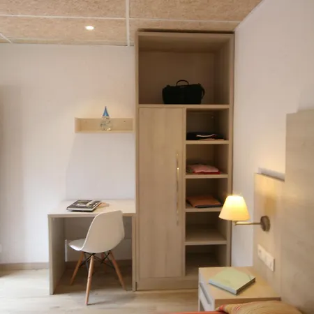 리조트 Ciudad De Vacaciones Cala Montjoi