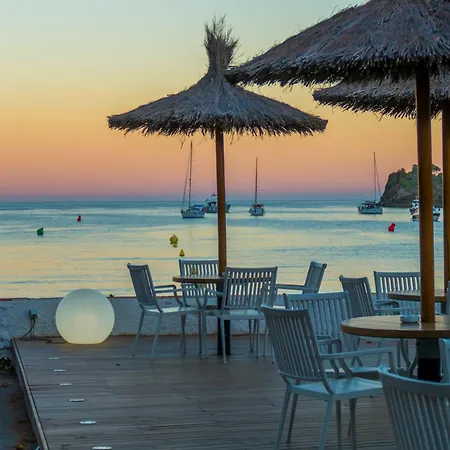 Ciudad De Vacaciones Cala Montjoi *