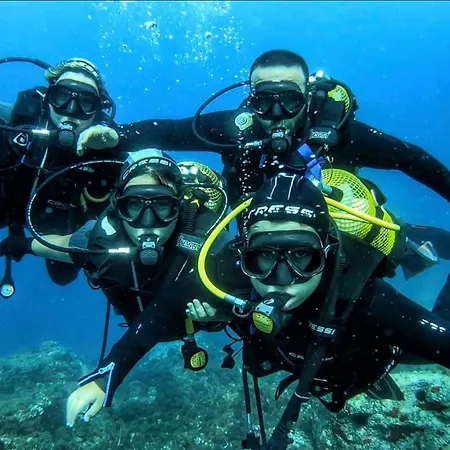 Ciudad De Vacaciones Cala Montjoi 리조트