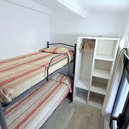 Ciudad De Vacaciones Cala Montjoi 리조트