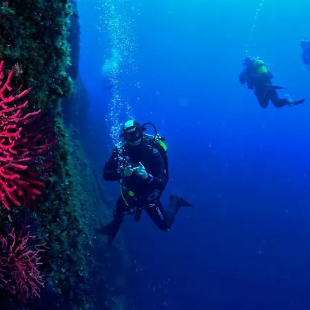 Ciudad De Vacaciones Cala Montjoi * 로지즈