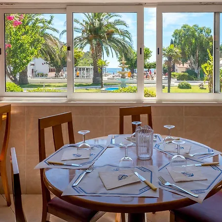 Ciudad De Vacaciones Cala Montjoi Курортный комплекс
